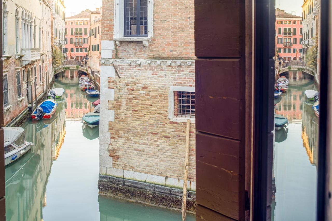 Miracoli Apartment With View On The Canal R&R Benátky Exteriér fotografie